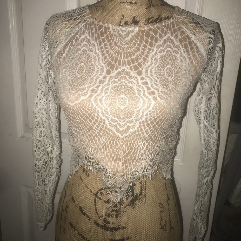 Lace crop shirt